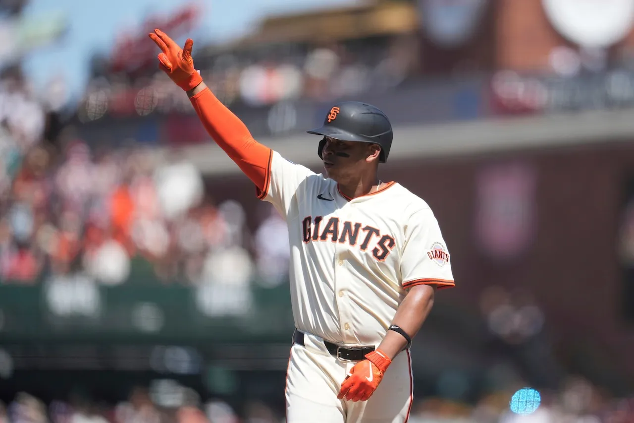 Orang dalam MLB beri Red Sox nilai sangat tinggi untuk pertukaran Rafael Devers
